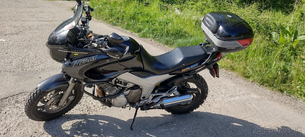 YAMAHA TDM850 - 4