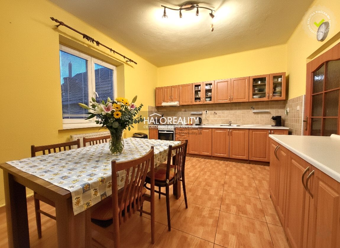 HALO reality - Predaj, rodinný dom Svinná - EXKLUZÍVNE HALO - 4
