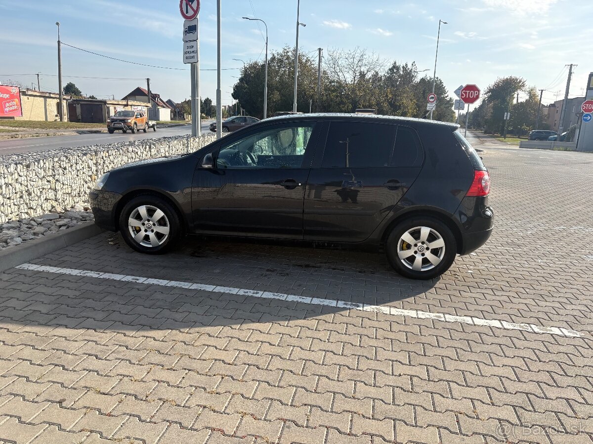 Volkswagen golf - 4
