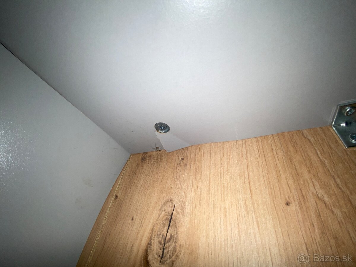 Šatníkova Skriňa - 4