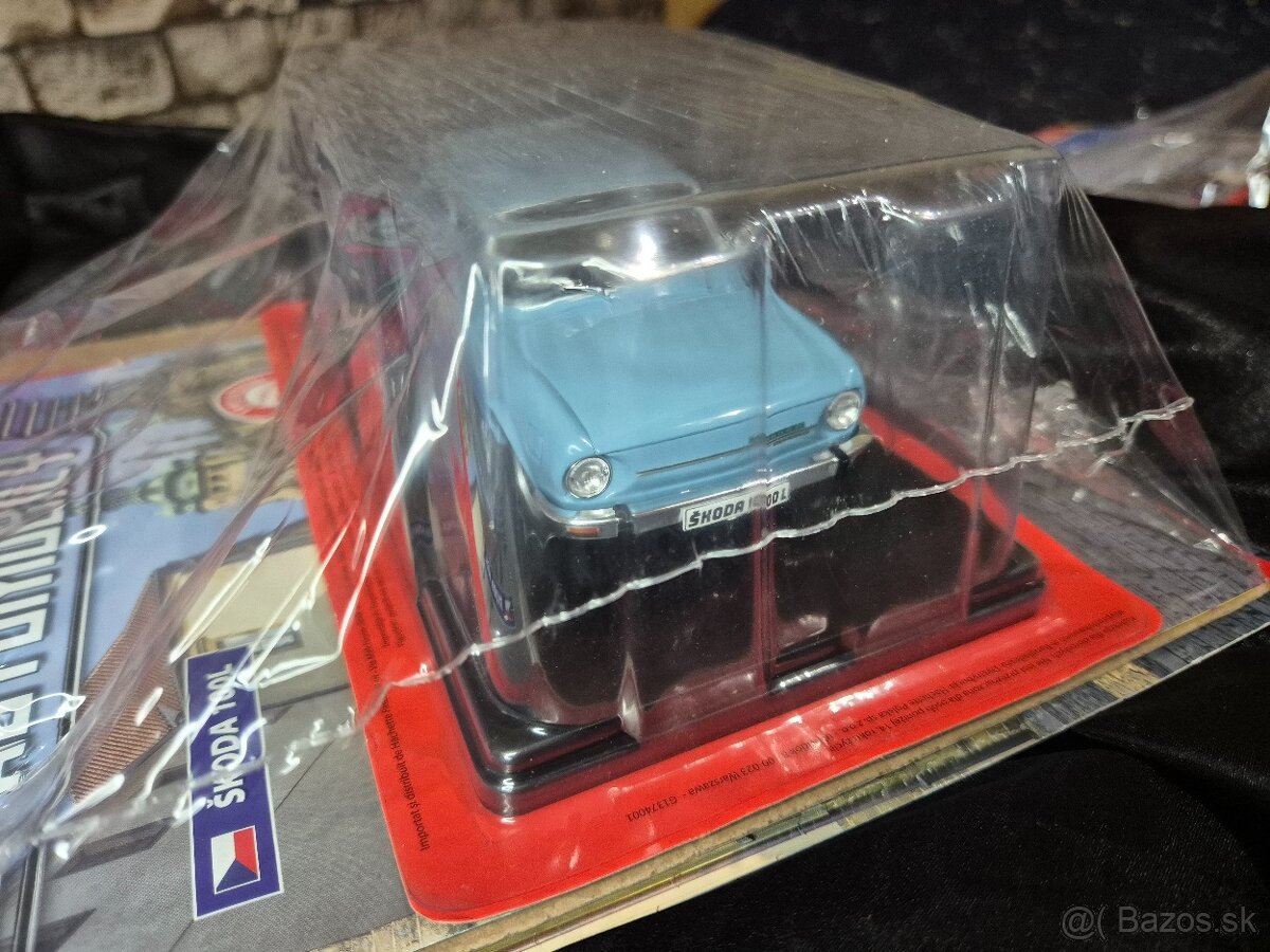 MODEL ŠKODA 100L 1:24 - 4