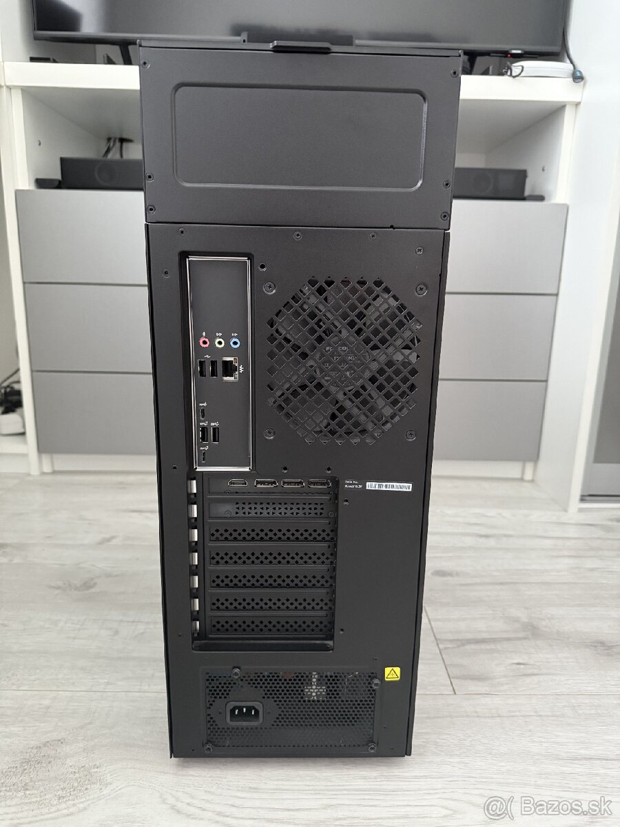 HP OMEN 45L GT22-0010nc - 4