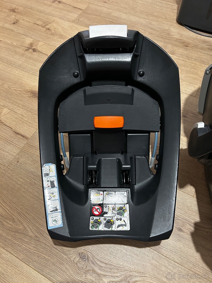Cybex Aton 5 + isofix - 4