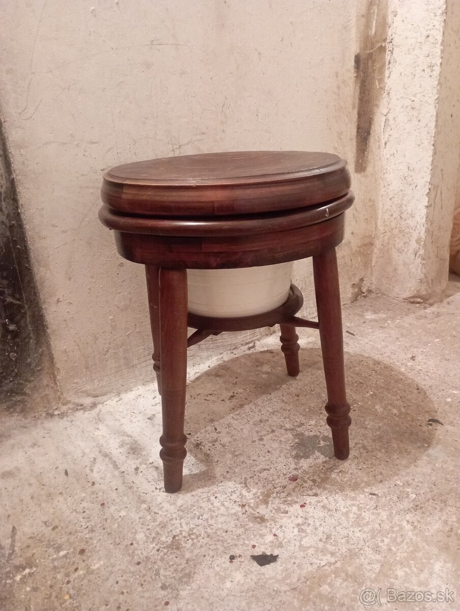 Historická toaleta WC - 4