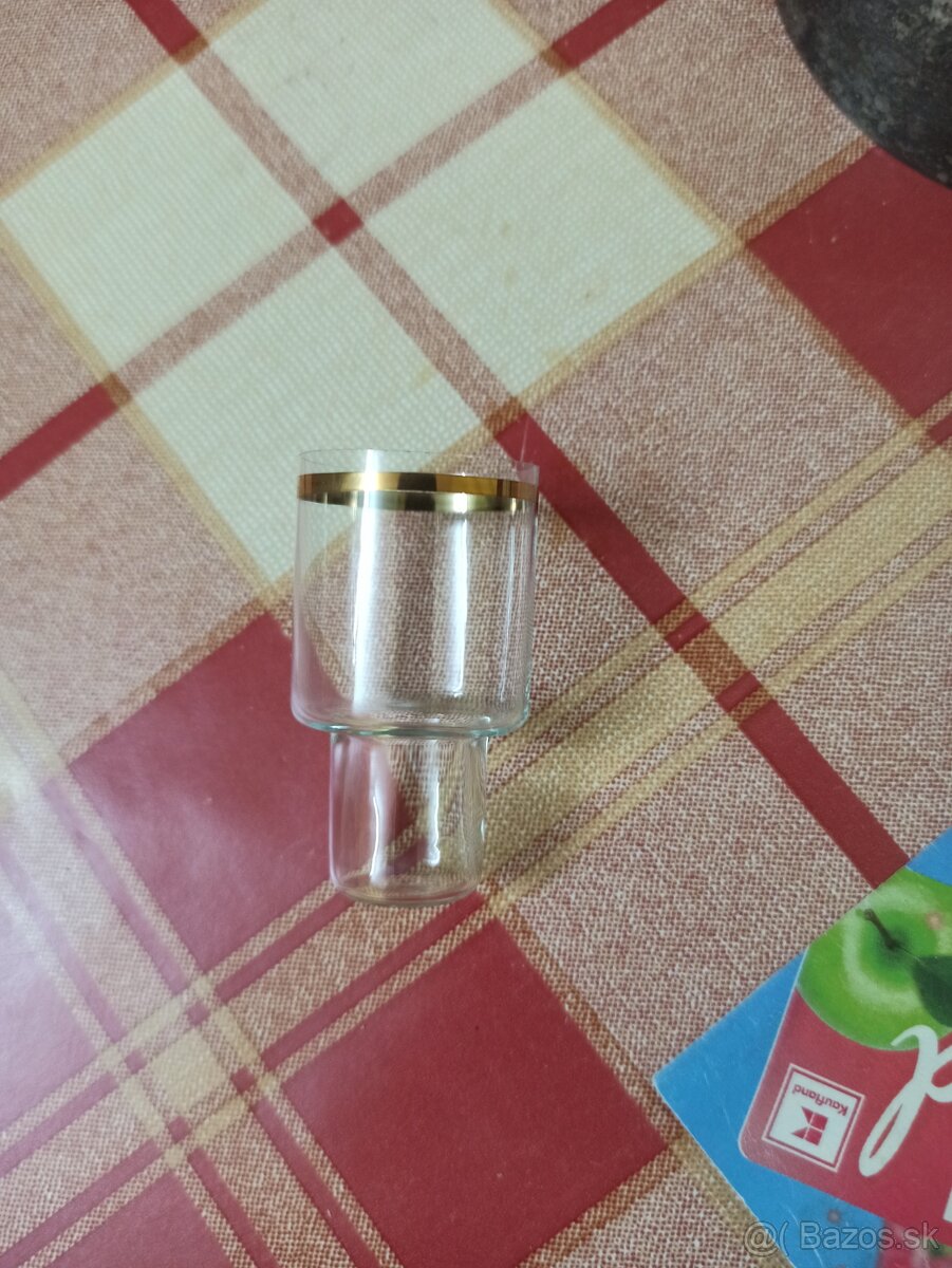 Predám keramické sošky a po striebrene jablko - 4