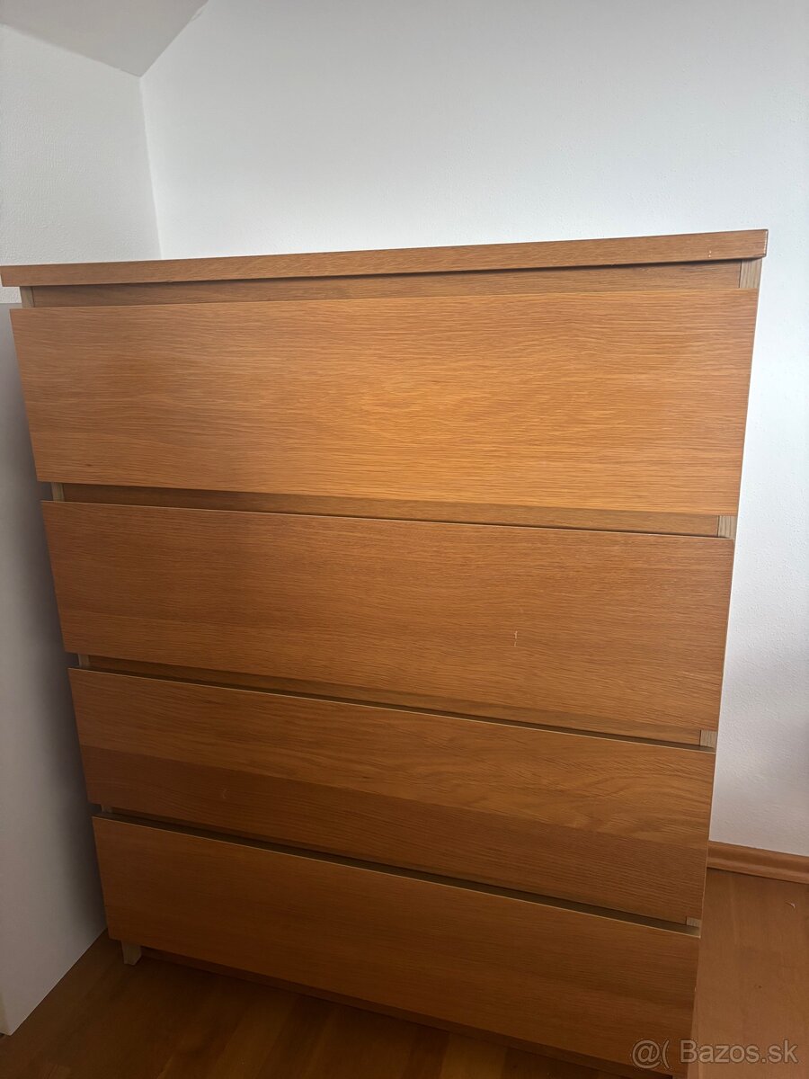 Manželská postel a komoda - 4