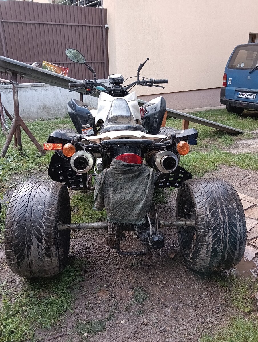 Štvorkolka 250