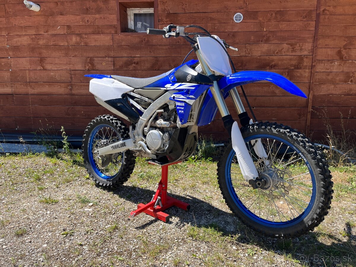 Yamaha YZ250F - 4
