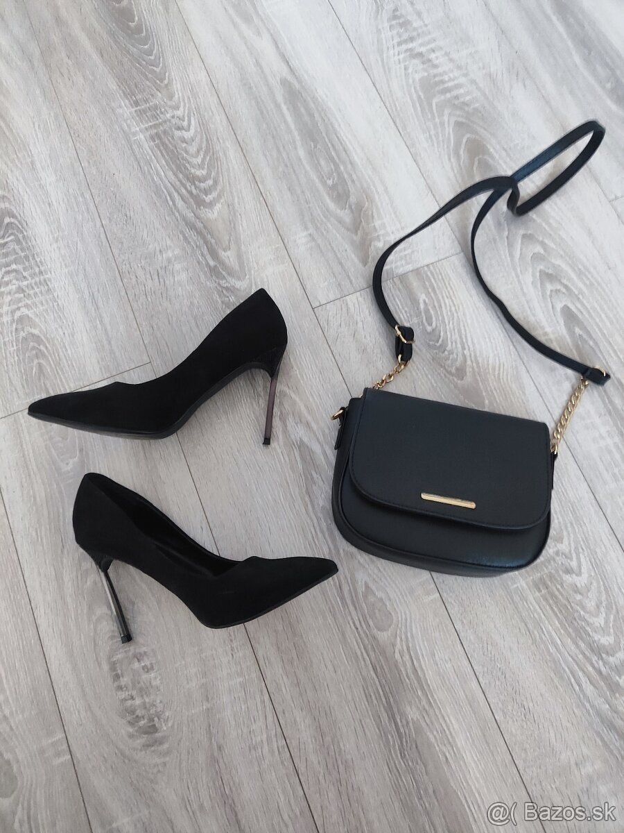 zelené šaty so zlatým zipsom, čierne lodičky, čierna kabelka - 4