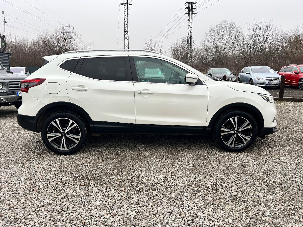 Nissan Qashqai DIG-T 115 Tekna Xtronic - 4