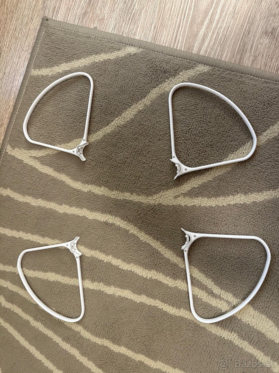 Dron DJI Phantom 4 - 4