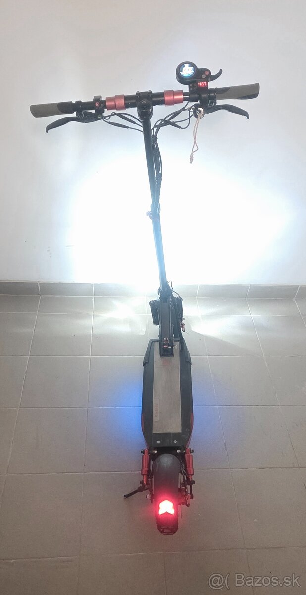 Elektrická kolobežka Kogoo Kirin M4 Pro - 4