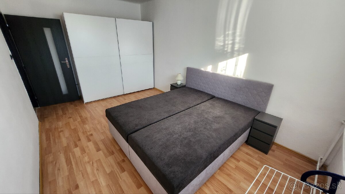 Prenájom 2-izboveho bytu - 4