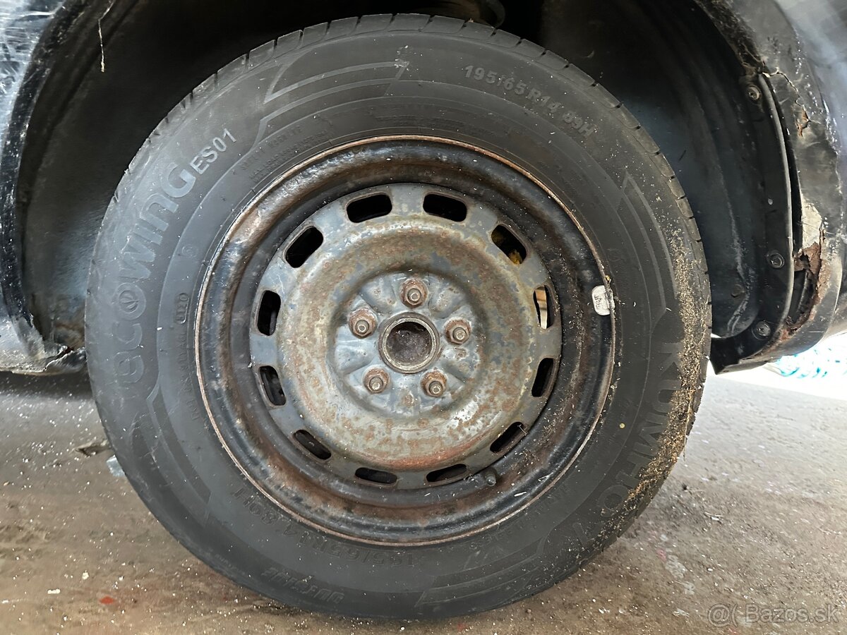 Letné pneu na diskoch - 4