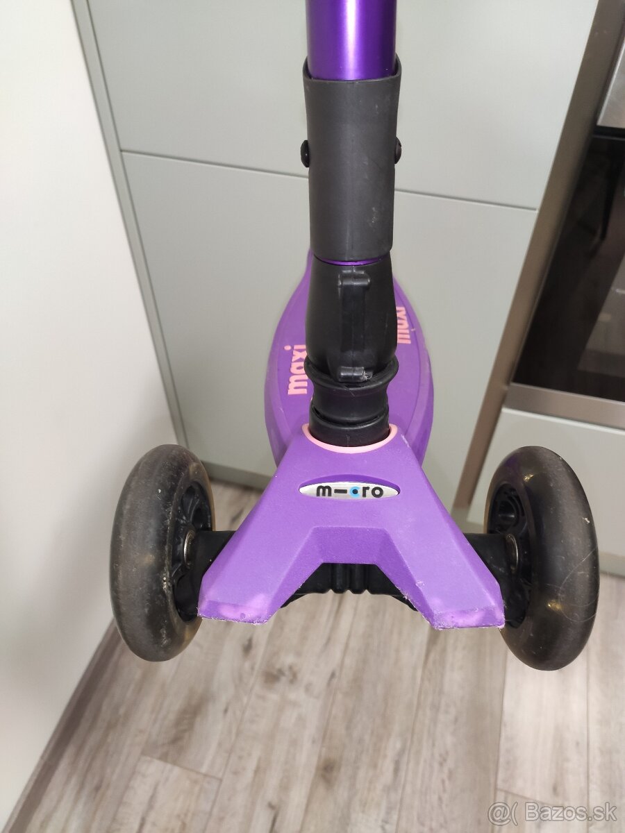 Detská kolobežka so svetielkujúcimi kolieskami - 4