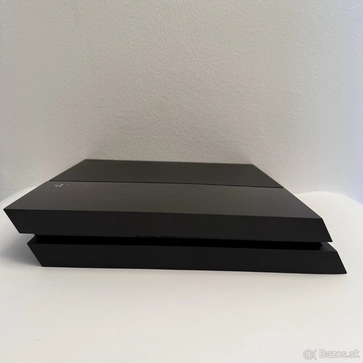 Predám Sony PlayStation 4 500GB FAT - 4