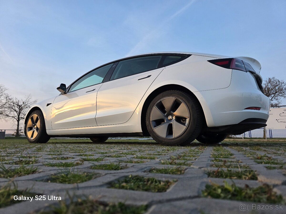 Tesla model 3 Long Range 366 kw Refresh Model 2021 74621km - 4
