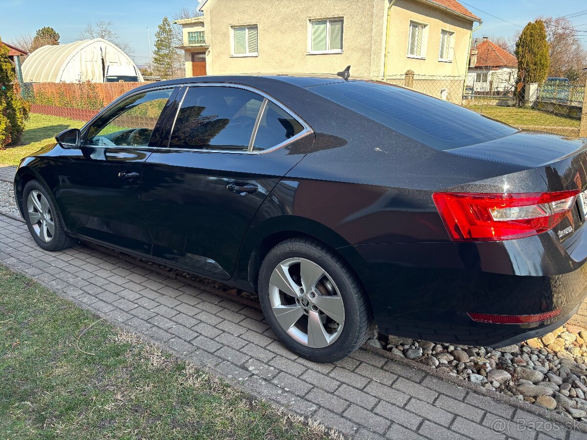 PREDÁM ŠKODA SUPERB 2,0tdi - 4