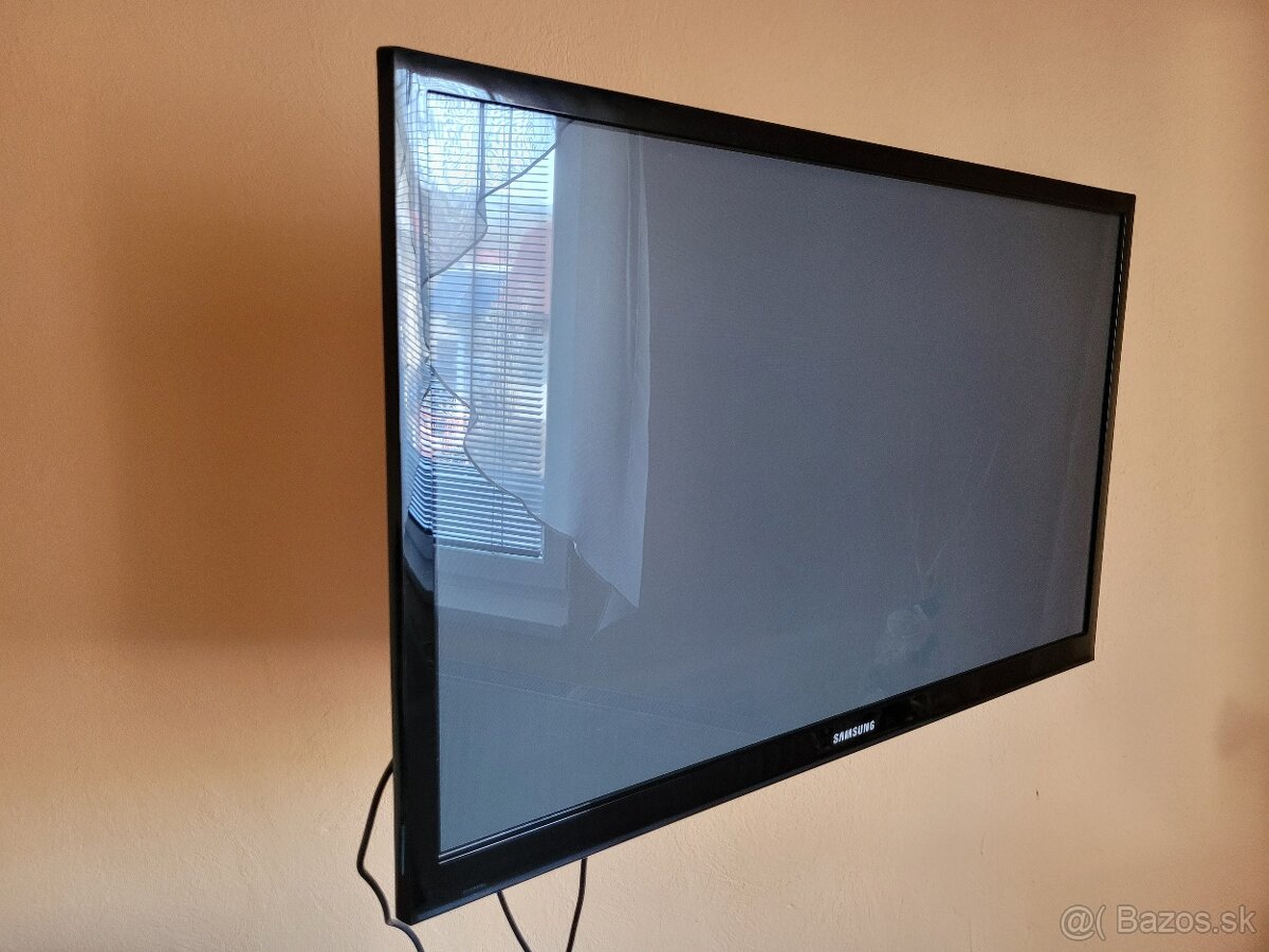 Samsung TV - 4