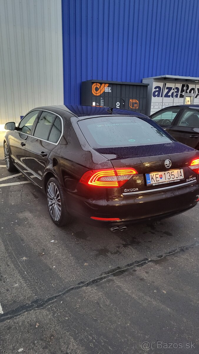 Škoda Superb 2.0 TDI CR 4x4 - 4