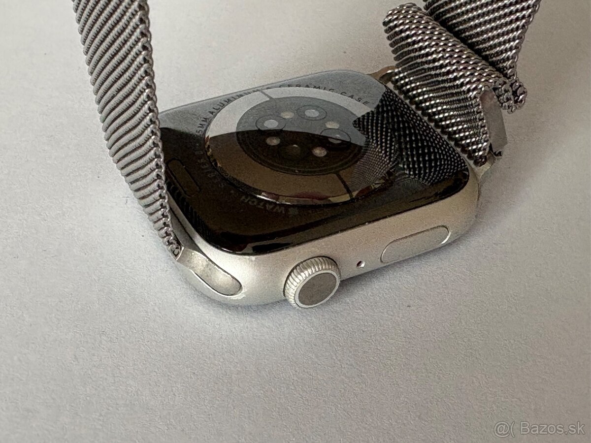 Apple Watch 8 45mm Silver - 4
