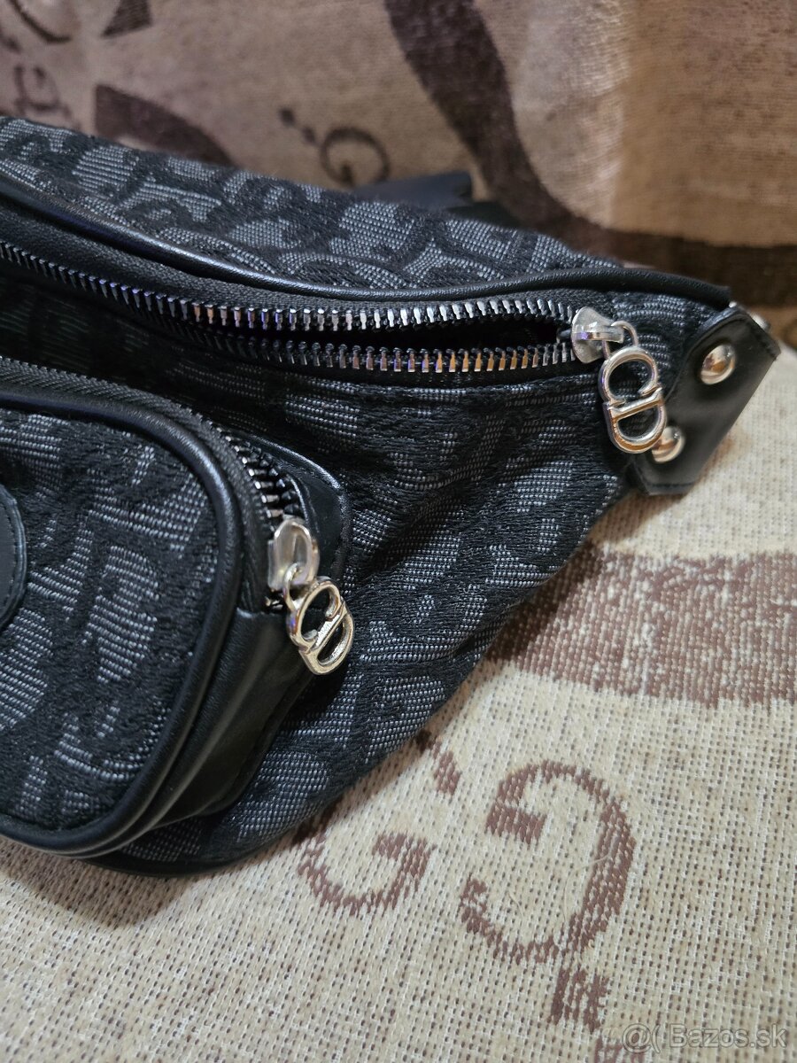 Predám crossbady ladvinku čiernej farby. - 4