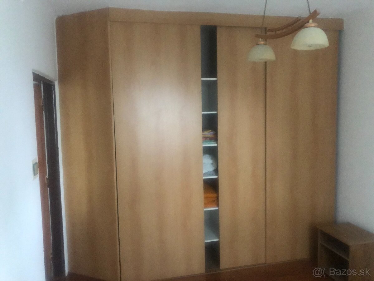 Roldorove skrine. - 4