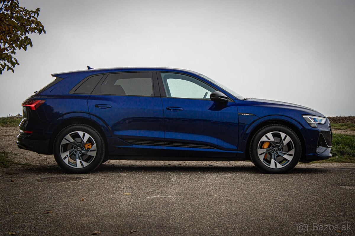 Audi E-tron 55 quattro S line - 4