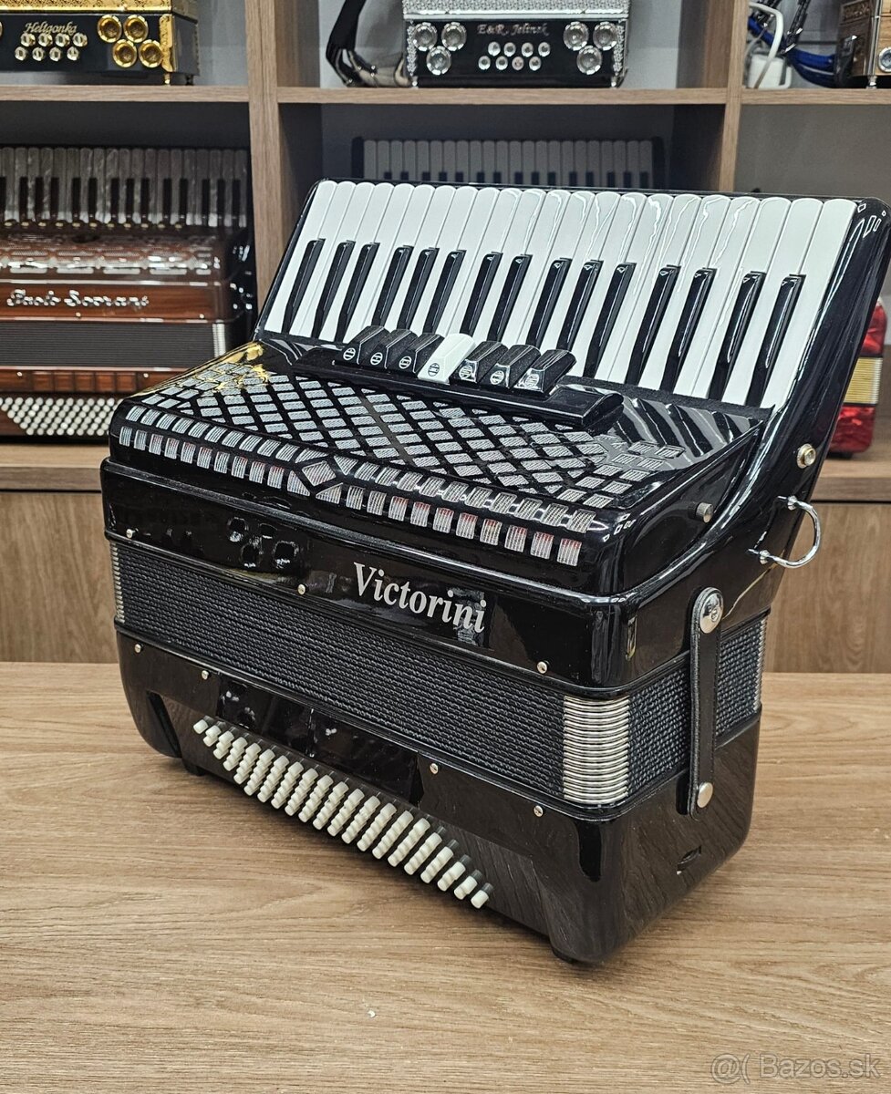 96 basovy akordeon VICCTORINI - 4