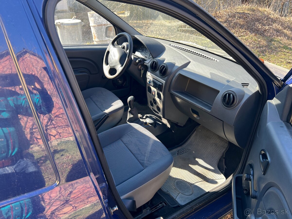 Dacia Logan 1,4 benzín - 4