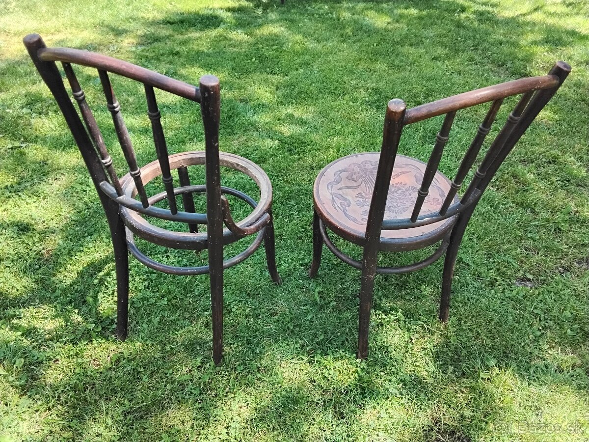 Staré stoličky, okrúhle stôl... - 4