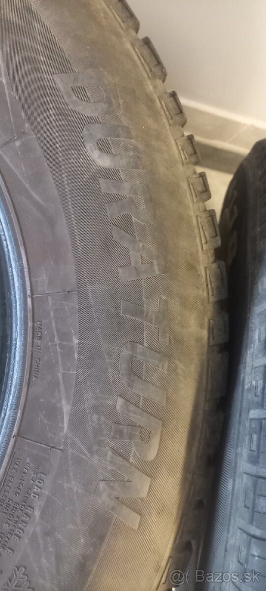 Predám jazdené pneu 225/75R16C - 4