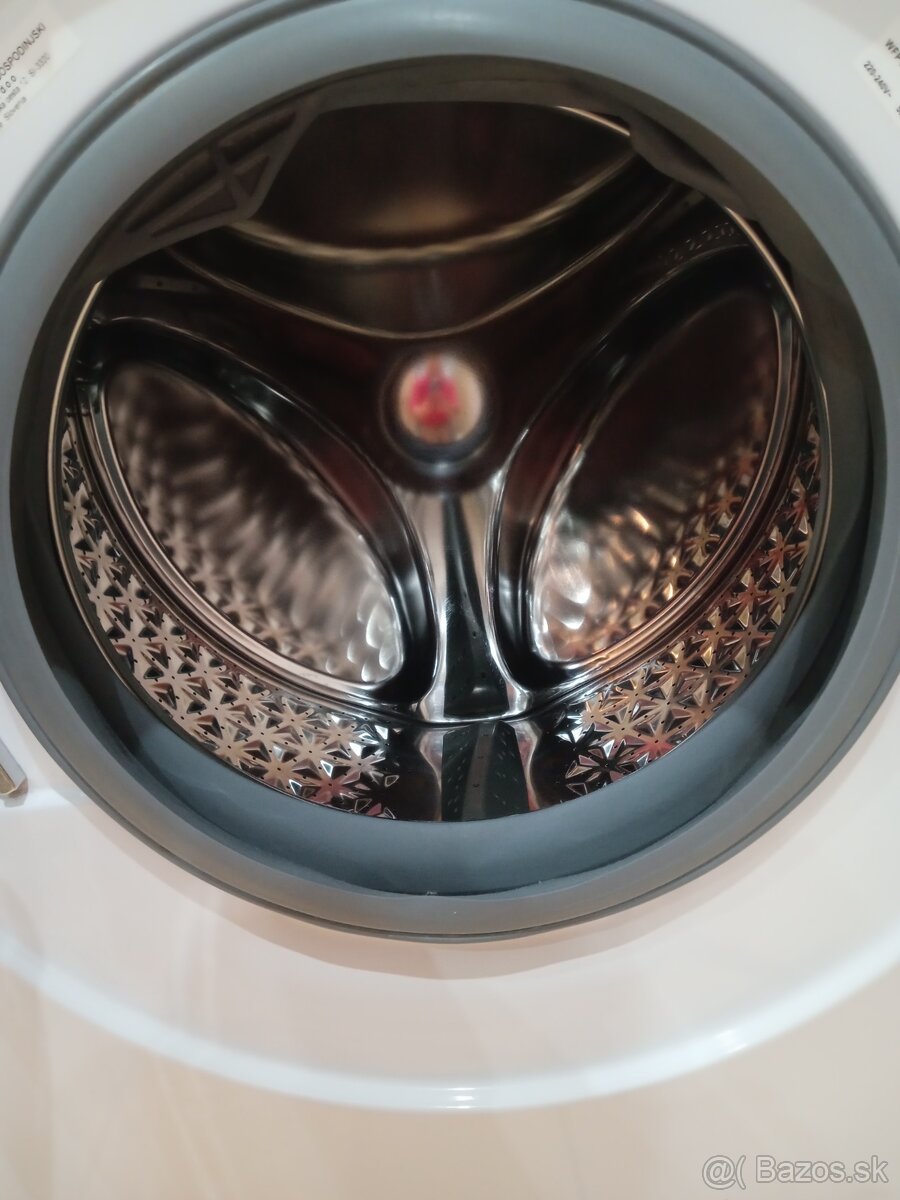 práčka Hisense 6 kg - 4