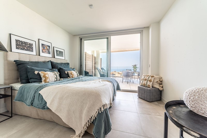 Kvalitný 3 izbový apartmán v Panoramica Higueron na pobreží - 4