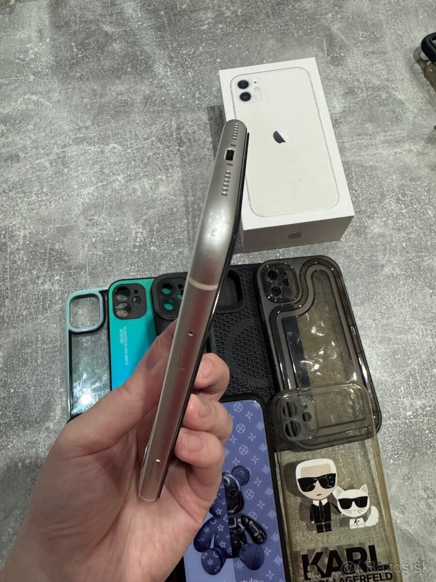 Predám iphone 11 64gb - 4