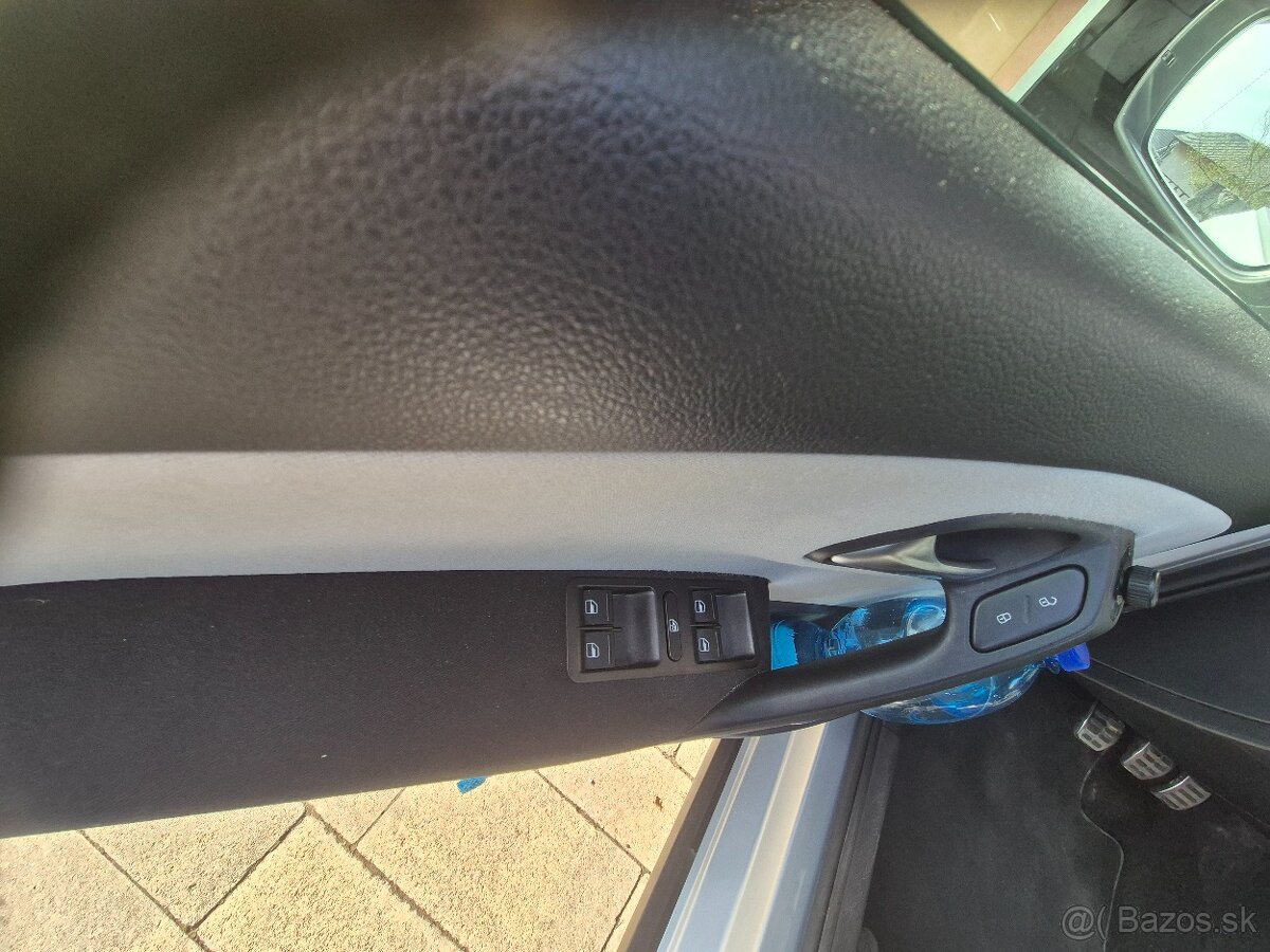 Predám VW POLO CROSS - 4