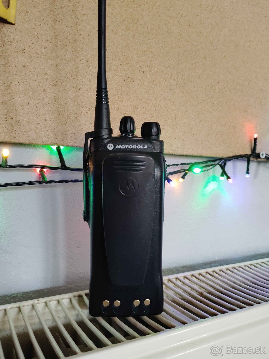 Motorola GP328 UHF - 4