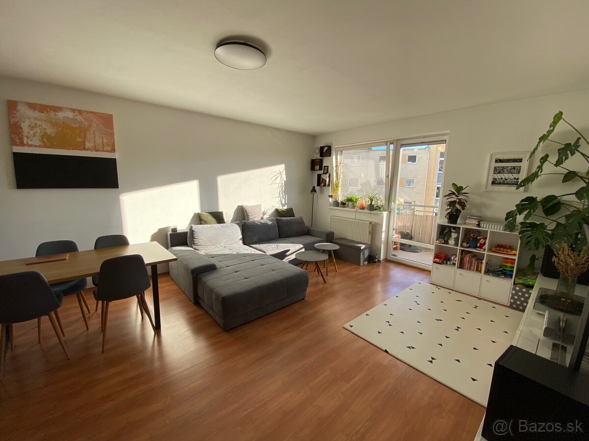 Prenájom 2 izbový kompletne zariadený byt - 4