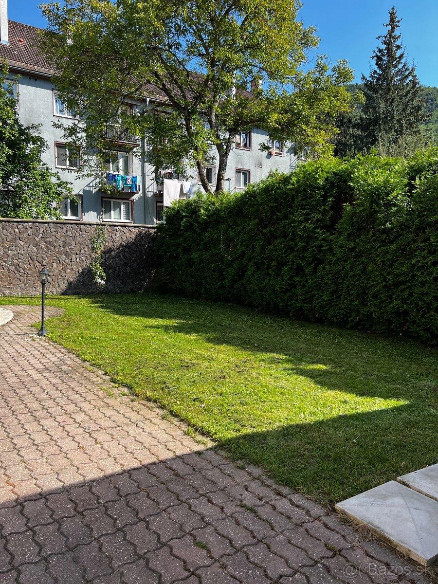 Samostatná izba v novostavbe pre ženu - Uhlisko - 4