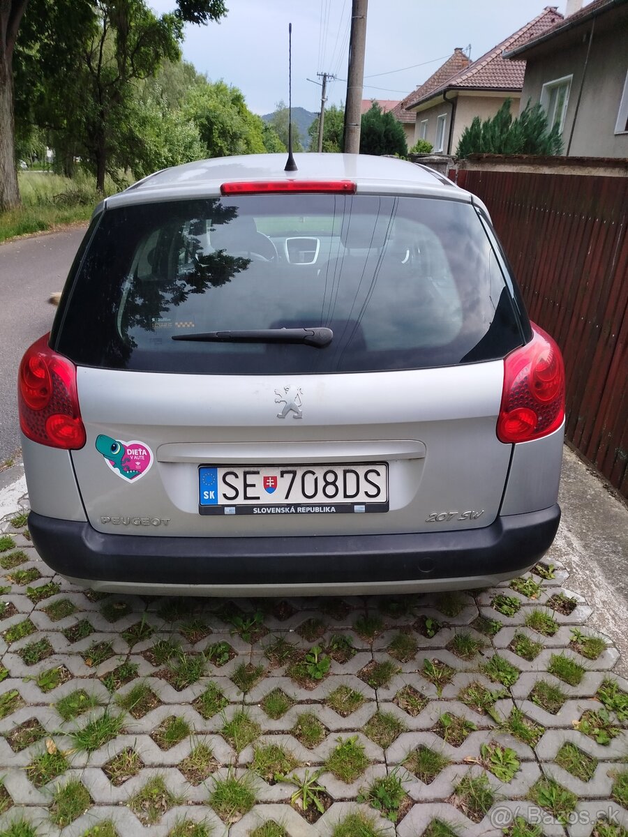 Peugeot 207 SW 1,4 - 4
