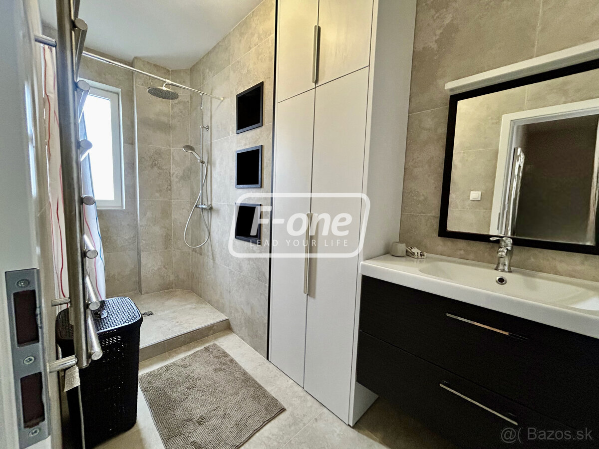 Prenájom 3 izbový byt - Bratislava - Staré Mesto, Dunajská - 4