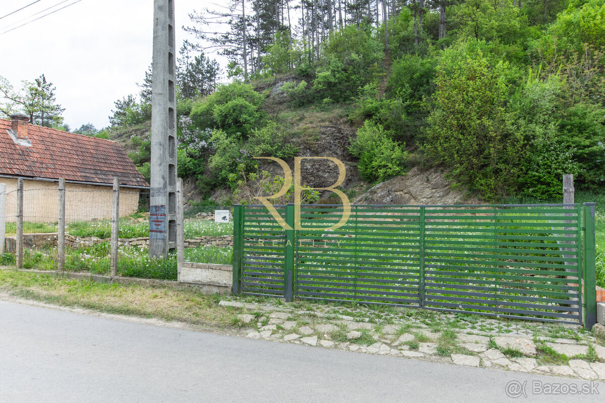 NA PREDAJ _stavebný pozemok_Národný park_ Színpetri - 4