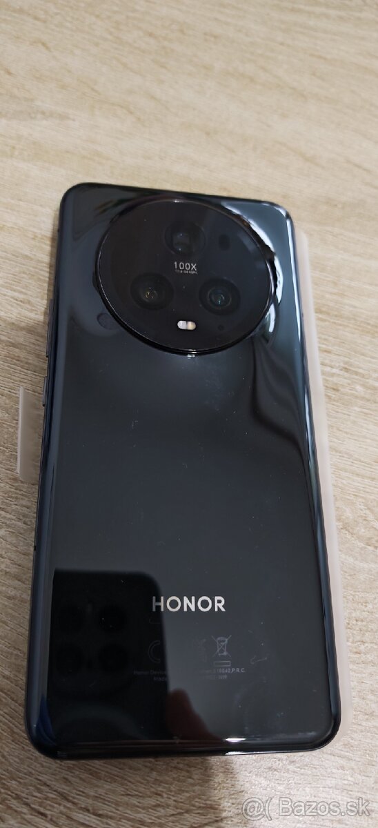 Predám mobilný telefón Honor magic 5 pro - 4
