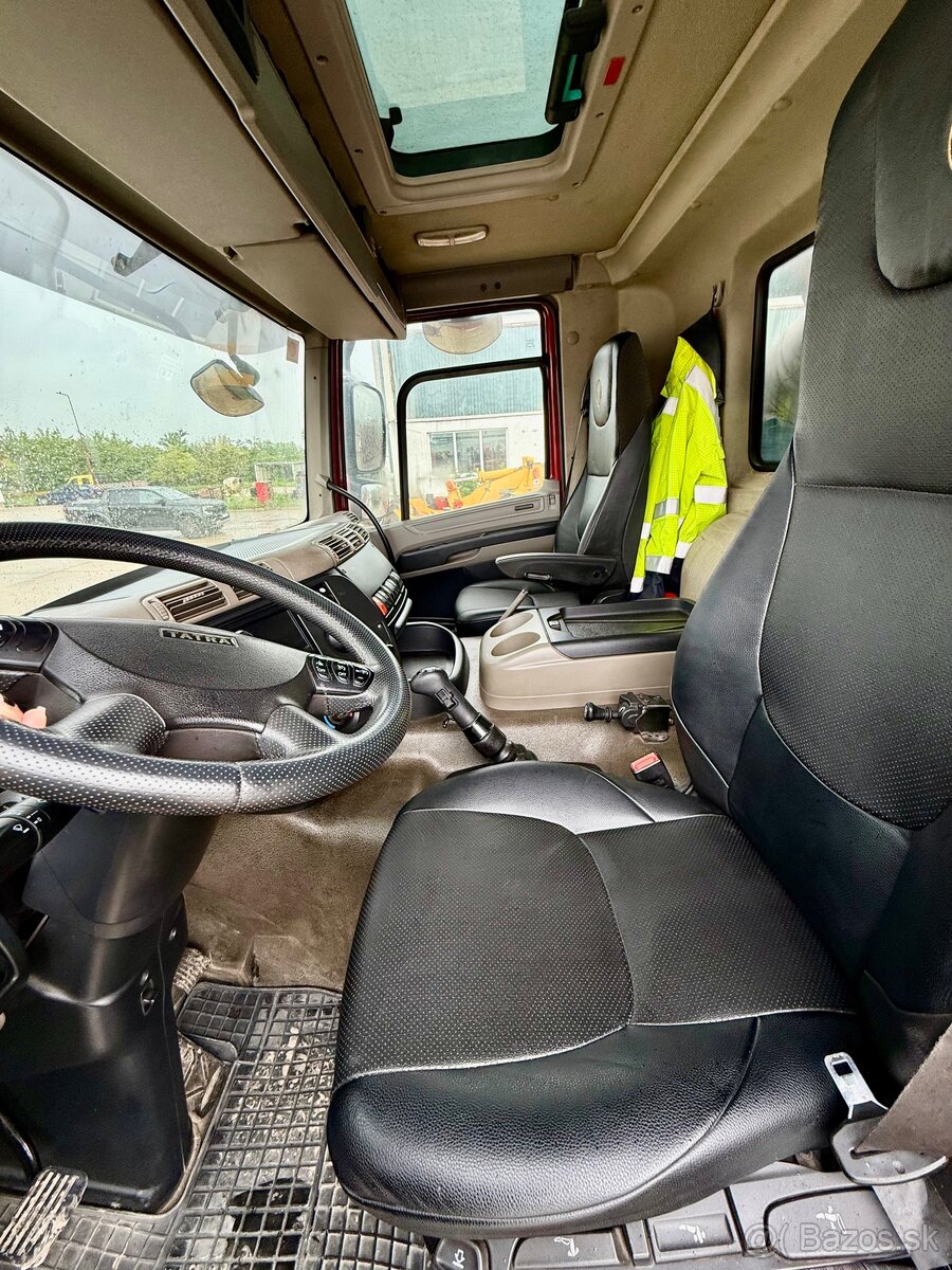 TATRA 158 Phoenix 8x8 Sklápač - 4