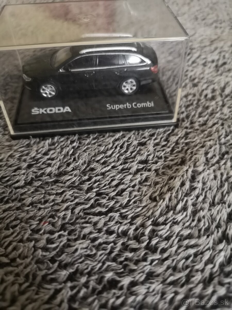 Zberateľské modely Škoda Superb Combi 1:43 - 4