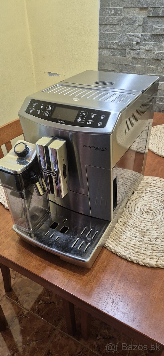 Predám kávovar Delonghi - 4