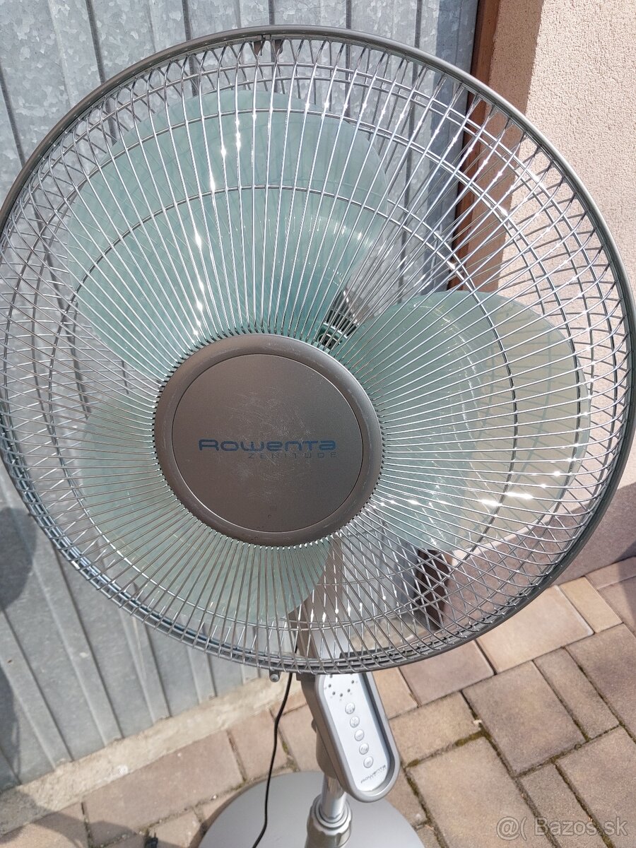 Predám ventilator roventa - 4