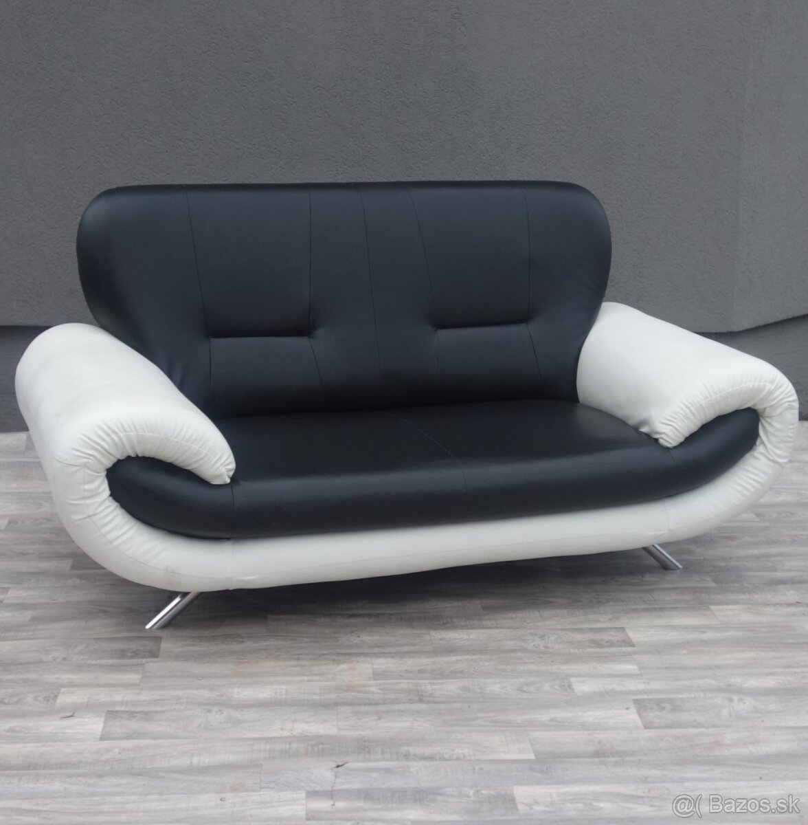 Pohovka dizajnová. - 4