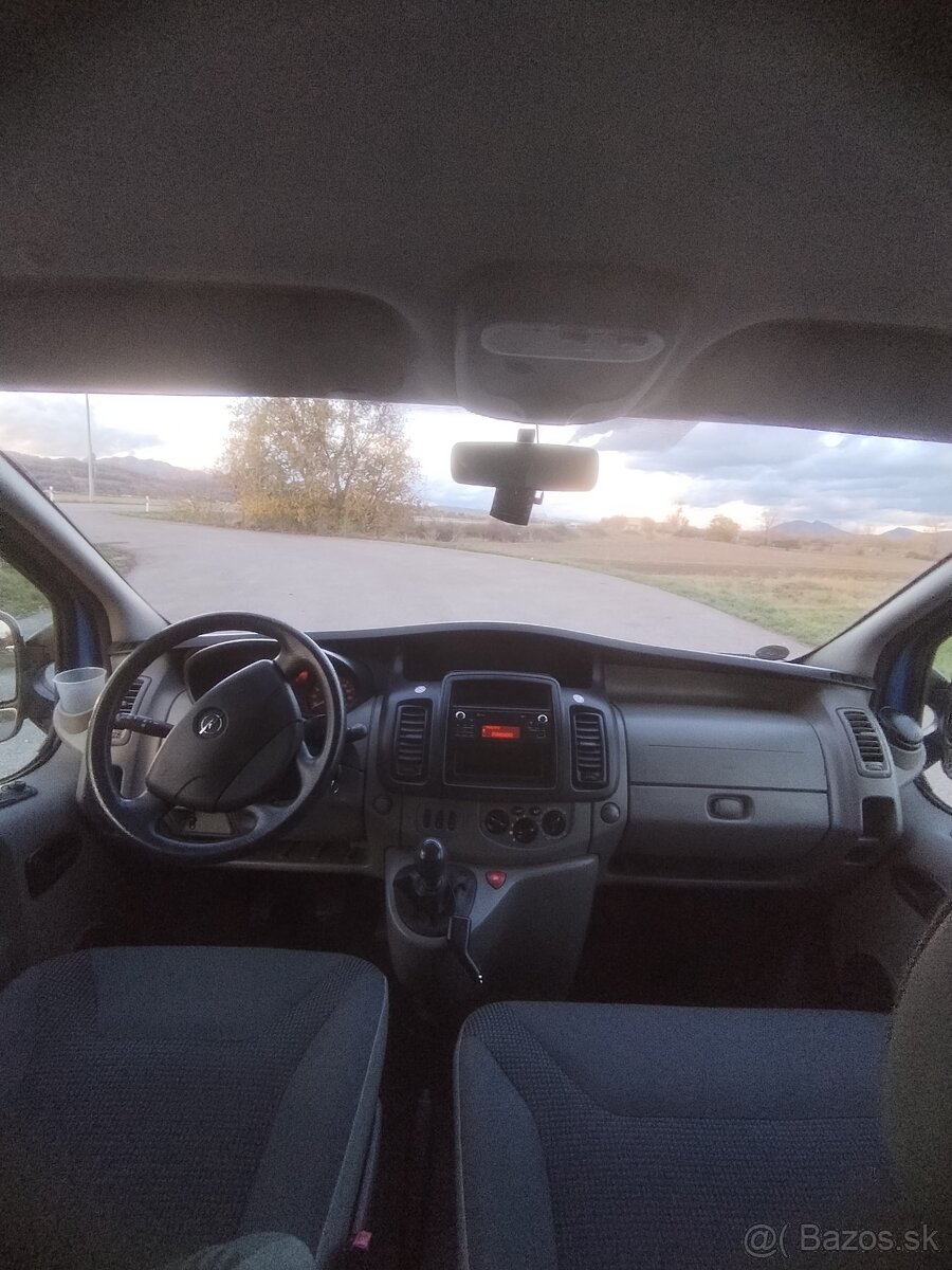 Prenajom Opel Vivaro 9 miestne - 4