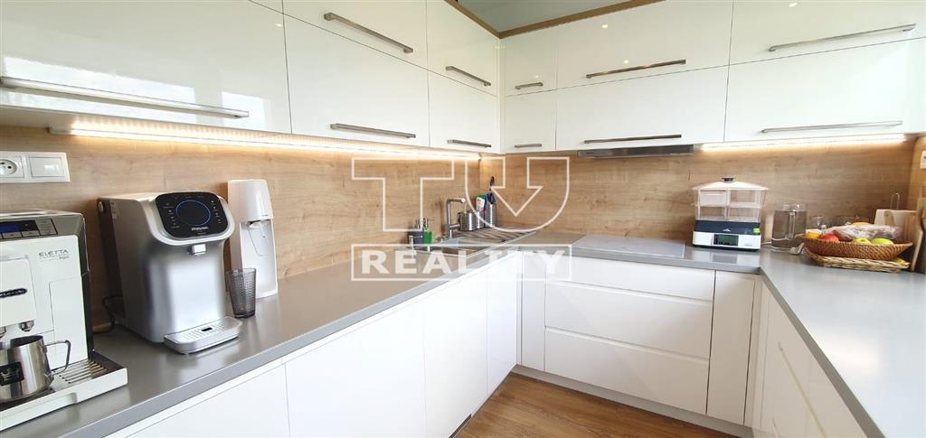 Predaj priestranného zrekonštruovaného 2-izbového bytu v... - 4